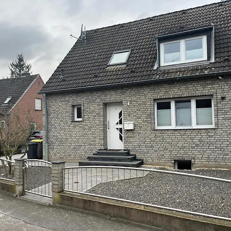 Dein 4-zimmer Zuhause In Bei Koeln Villa Hürth