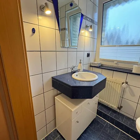 Dein 4-zimmer Zuhause In Bei Koeln * Huerth