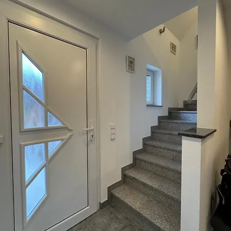 Dein 4-zimmer Zuhause In Bei Koeln *
